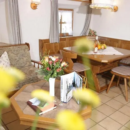 Beim Hanslbauer Penzion Reit im Winkl