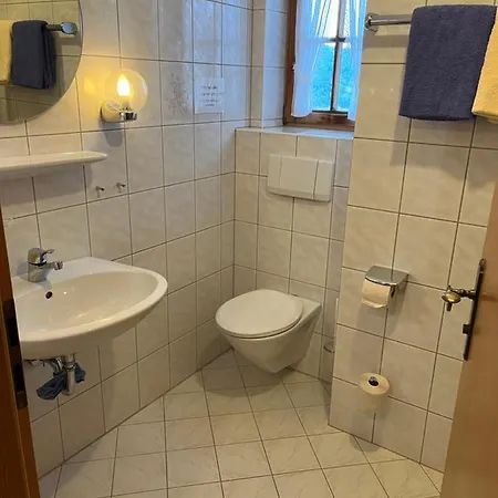Beim Hanslbauer 3*