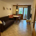 Beim Hanslbauer 3*