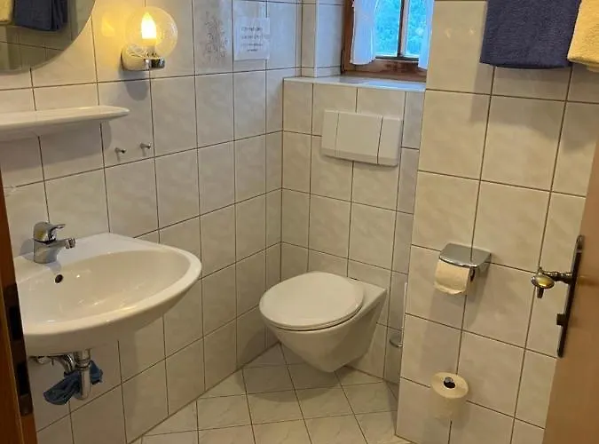 Beim Hanslbauer 3*